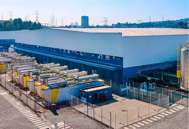 Vista externa da estrutura do data center em São Paulo